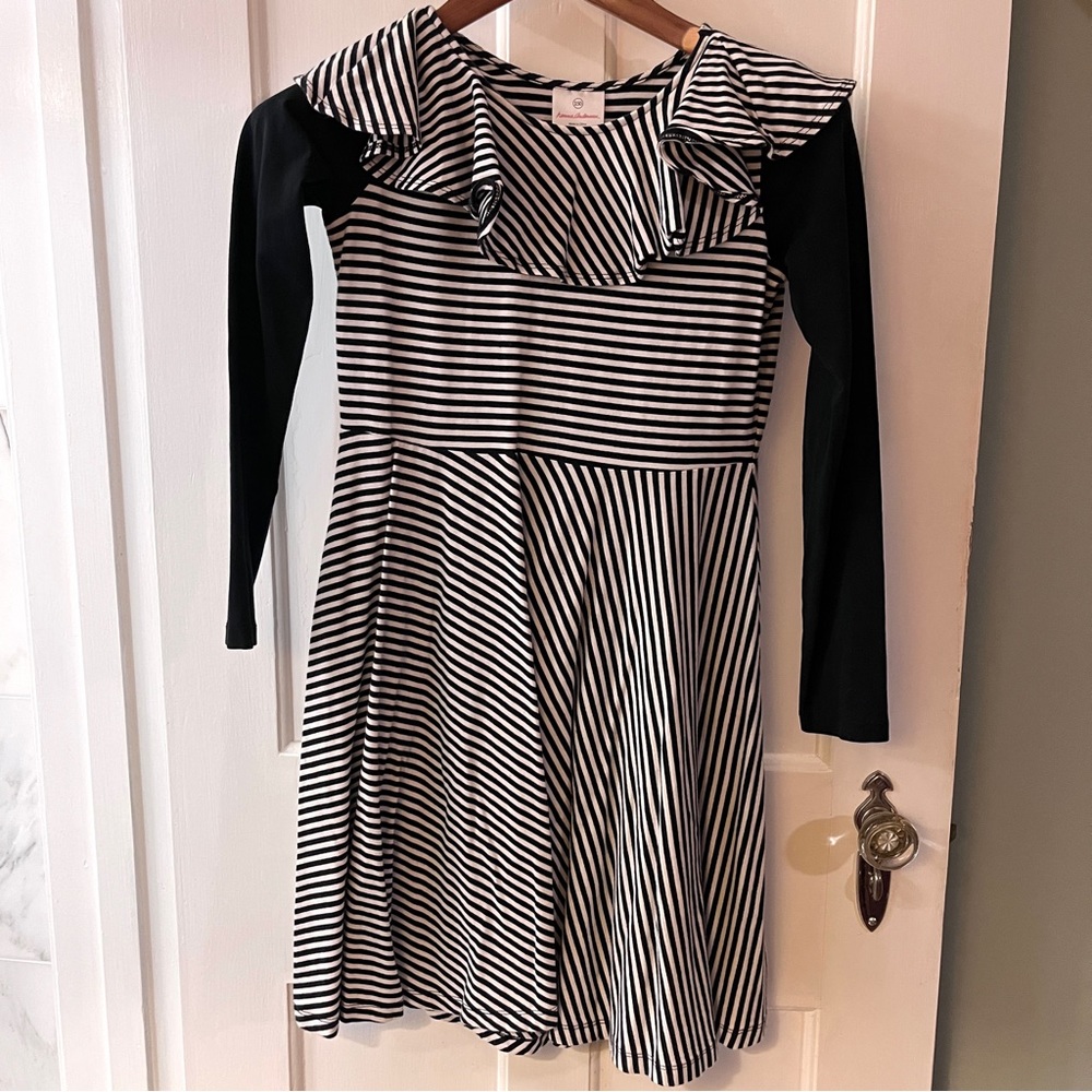 Girls Hannah Andersson size 150 (standard kids size 12) classic twirl dress